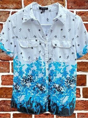 Notations White & Blue Floral Short-Sleeve Shirt